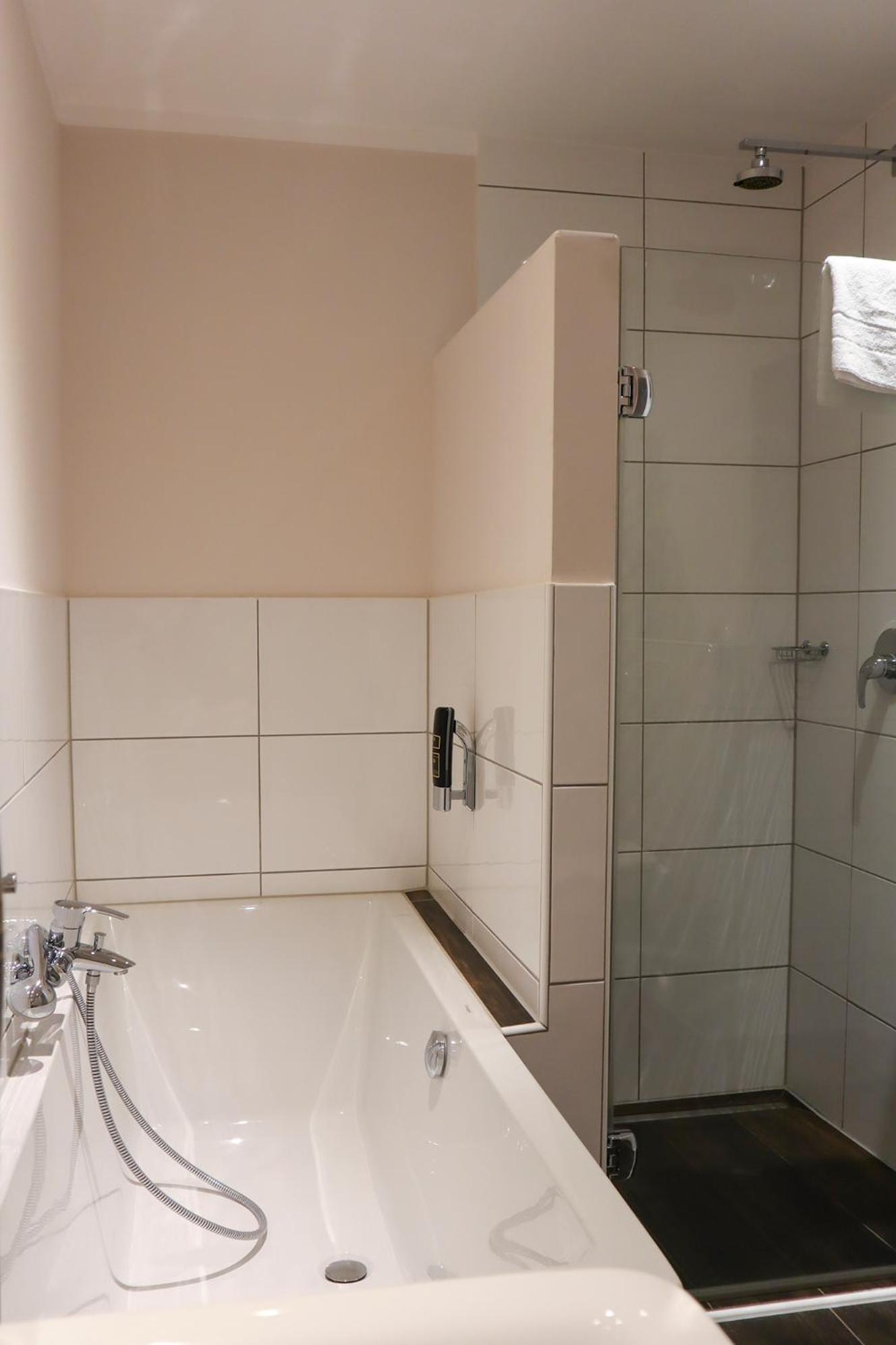 Hotel Gut Moschenhof Düsseldorf Zewnętrze zdjęcie