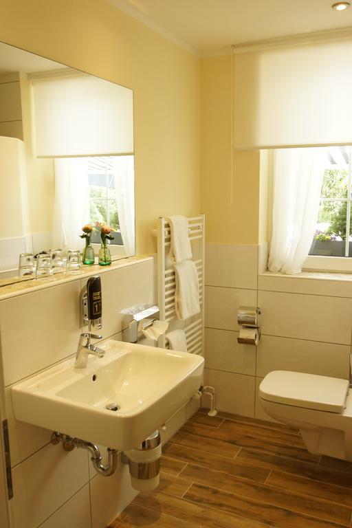 Hotel Gut Moschenhof Düsseldorf Zewnętrze zdjęcie