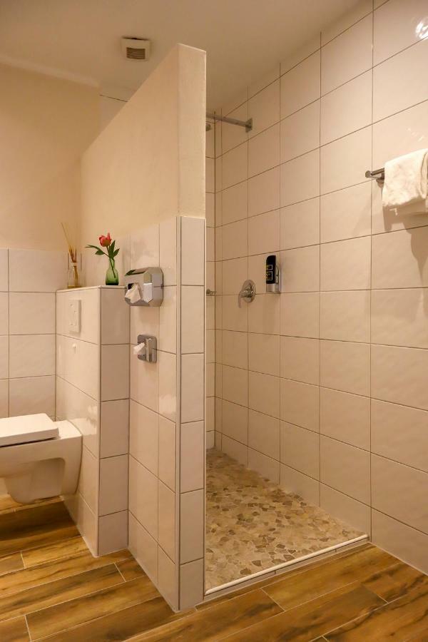 Hotel Gut Moschenhof Düsseldorf Zewnętrze zdjęcie