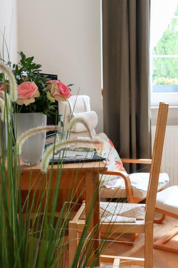 Hotel Gut Moschenhof Düsseldorf Zewnętrze zdjęcie